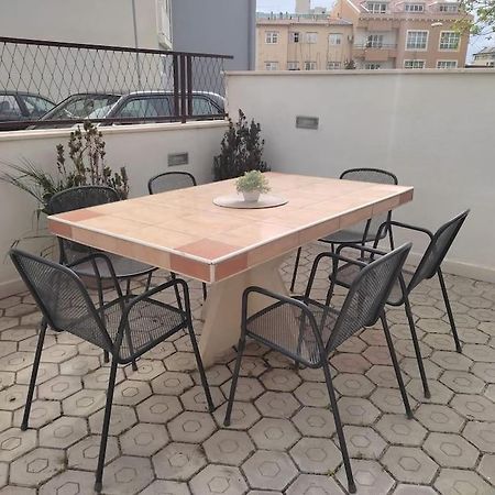 Apartment Dora-100M From The Central Beach Makarska Buitenkant foto
